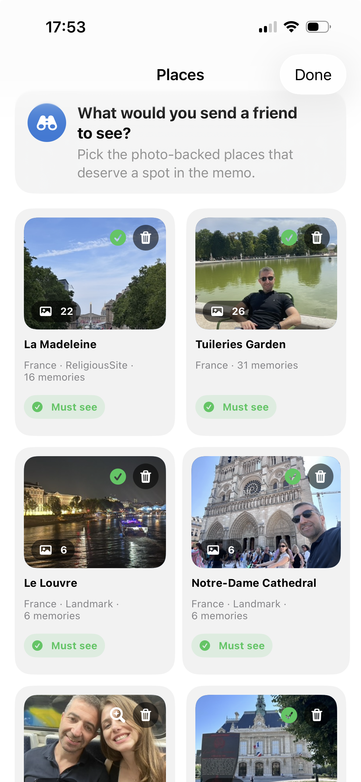 Sightseeing Memories screen showing visited places and user ratings.